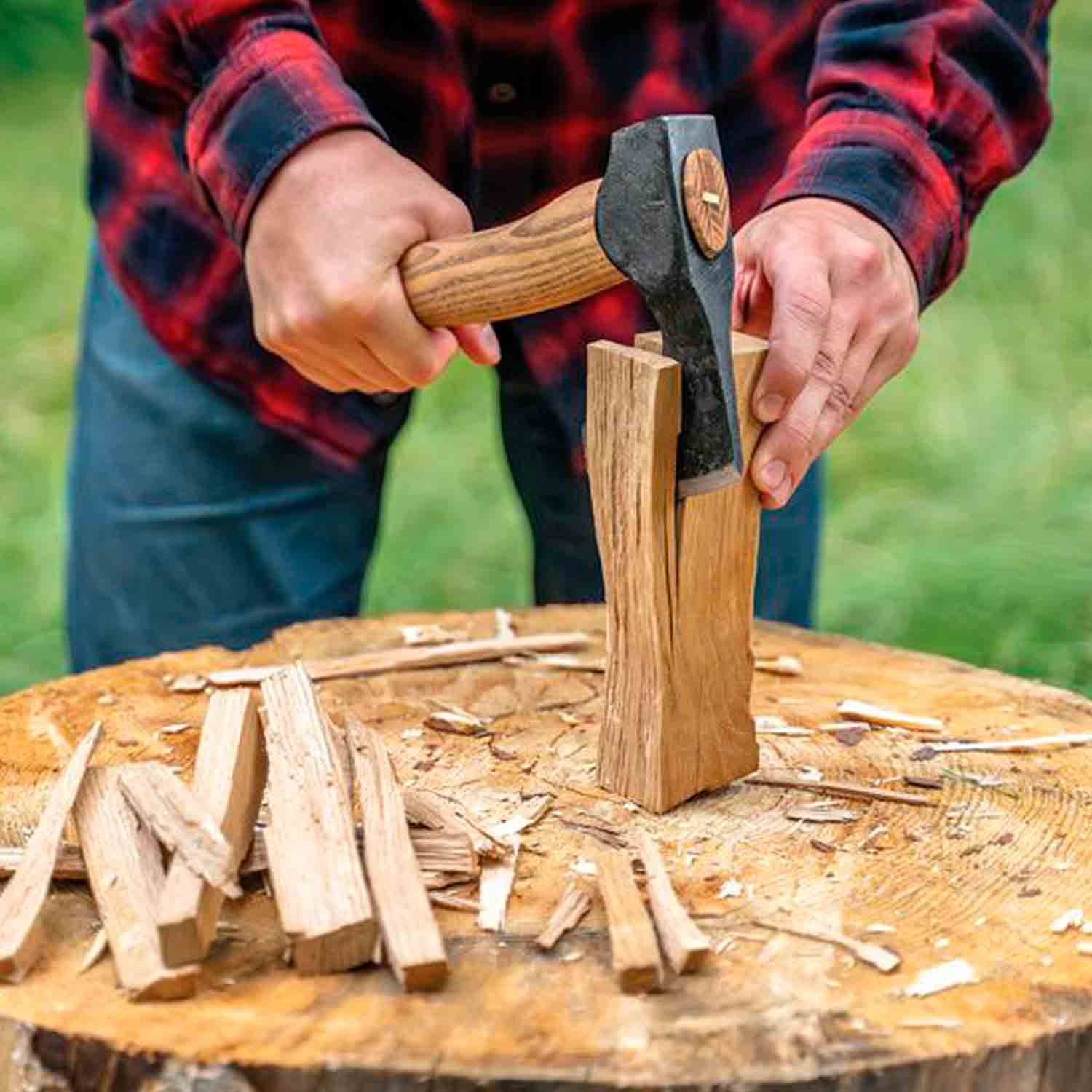 Bushcraft Bart-Axt AX6 - inkl. Lederscheide und Gürtelschlaufe